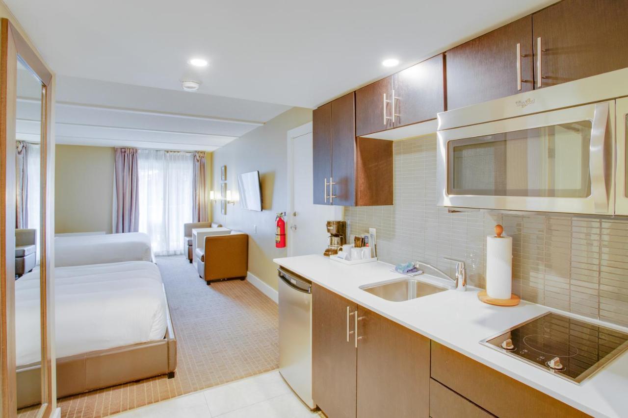Living Water Resort & Spa コリングウッド エクステリア 写真