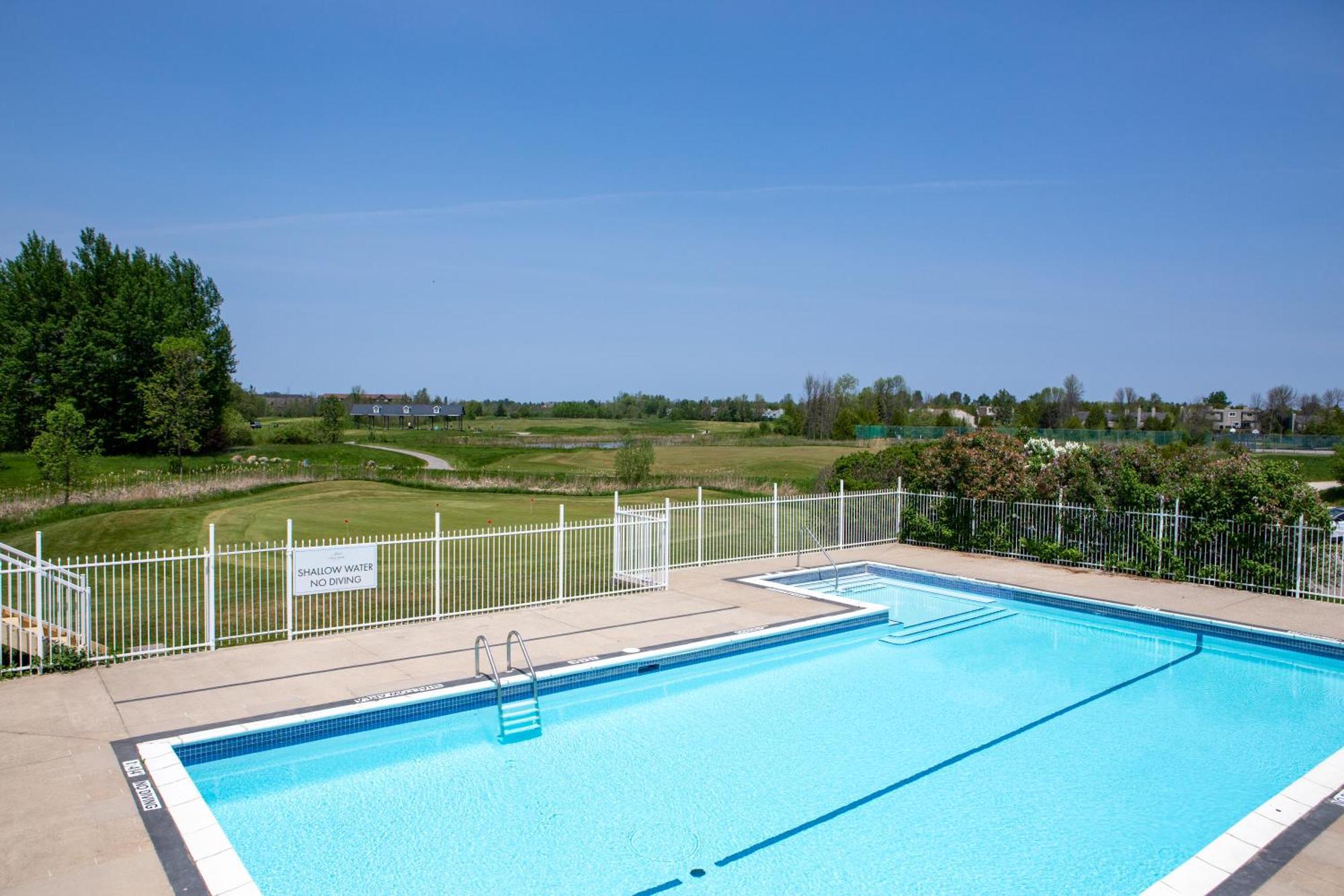 Living Water Resort & Spa コリングウッド エクステリア 写真